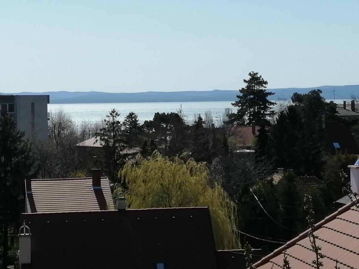 Lux Apartman Balatonfured Exterior photo