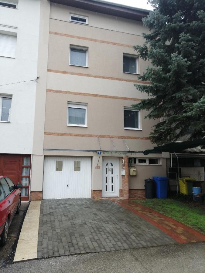 Lux Apartman Balatonfured Exterior photo