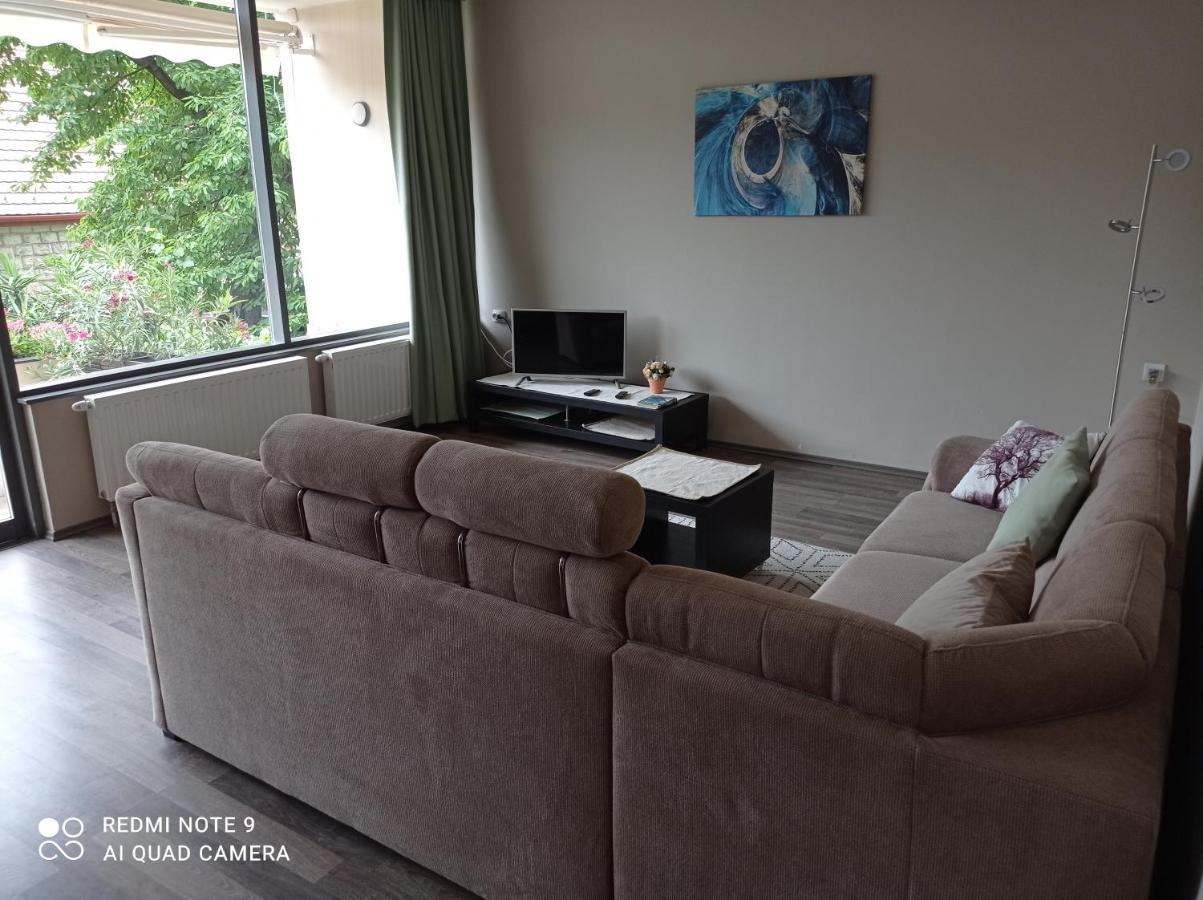 Lux Apartman Balatonfured Exterior photo