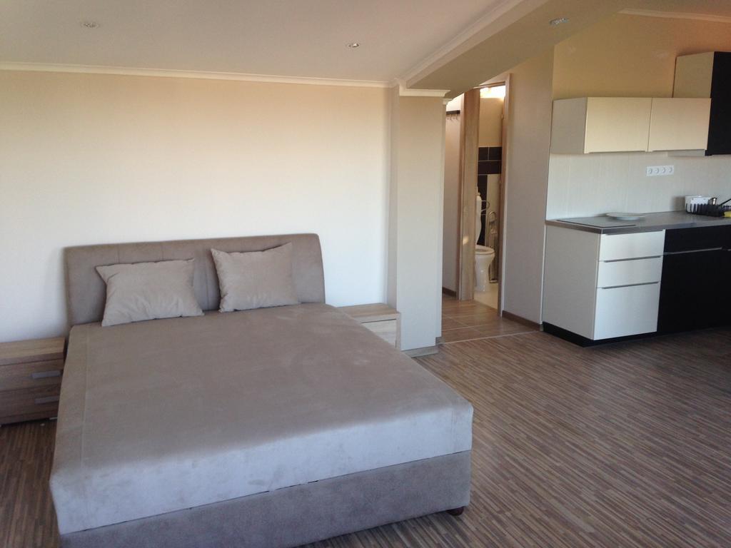 Lux Apartman Balatonfured Exterior photo
