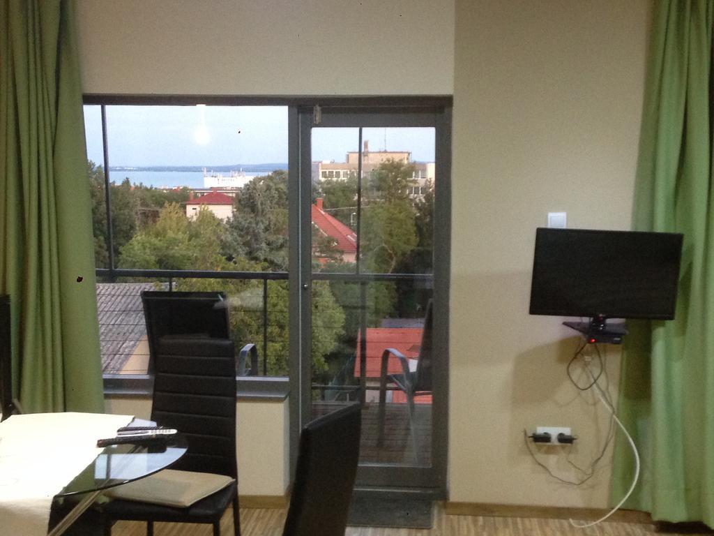 Lux Apartman Balatonfured Exterior photo